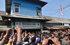 Tinjau Pasar Tanjungsari, Presiden Jokowi: Harga Stabil, Suplai Mencukupi