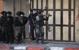 Remaja Palestina Tewas Ditembak Tentara Israel