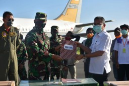 Gugus Tugas Maluku Utara, Terima Bantuan APD dan Masker