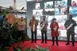 Kampung Tangguh Terbentuk, Pangdam V Brawijaya Puji Wali Kota Risma