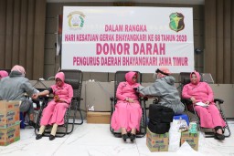 Peringati HKGB, Polda Jatim Gelar Donor Darah