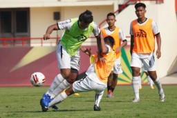 Menpora: Pesepakbola akan Mendapatkan Vaksin Pertama di Kalangan Atlet