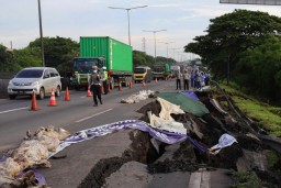 Penutupan Tol Surabaya-Porong Menunggu Rekom Tim Ahli dan Jasamarga