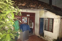 Rumah di Pejaten, Jaktim Rusak akibat Longsor