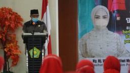 Kakanwil Kemenag Melantik MT Muslimah Mualaf Center