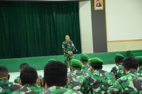 Danrem 151/Binaiya Ajak Masyarakat agar Bijak Menggunakan Sosial Media