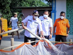 BPBD Jatim Salurkan Bantuan Air Bersih Dampak Kekeringan Di Ngawi
