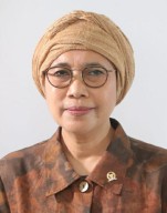 Indah Kurnia: Cinta, Bangga dan Paham Rupiah