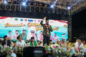 Pramuka Jateng Berselawat di Slawi, Ini Pesan Ganjar