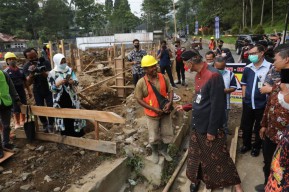 Ganjar : Jangan Dikorupsi, Kualitas Mesti Baik