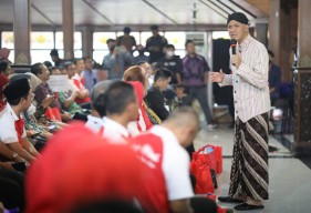 Luncurkan Kancing Merah di Cilacap, Ganjar Dorong Daerah Lain Berinovasi Atasi Stunting