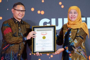 Gubernur Khofifah: Bukti Keseriusan Pemprov Jatim Tingkatkan Kualitas Pendidikan