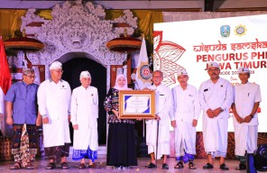 Gubernur Khofifah : Sampaikan Pesan Damai, Kasih, Seduluran dan Guyub Rukun di Tahun Politik