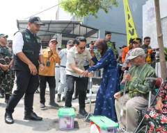 Tinjau Posko Pelayanan Mudik di Ngawi, Pj. Gubernur Adhy: Layanannya Lengkap, Pemudik yang Lelah Berkendara Silahkan Istirahat