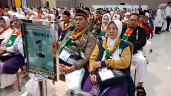 1.830 Jemaah Calon Haji Tiba di Asrama Haji Embarkasi Surabaya