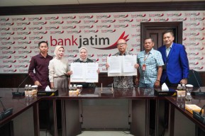 Sukseskan Transparansi Pengadaan Barang/Jasa, Bank Jatim Teken Perjanjian Kerja Sama dengan Toko Ladang