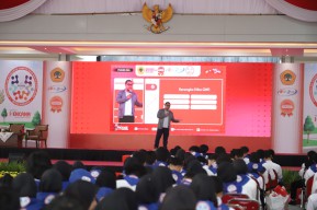 PKKMB Untag Surabaya Hadirkan Pembicara Tersohor, Akhyari Hananto: Jadikan Etika Sebagai Kompas Dalam Pengembangan Dan Penerapan Teknologi