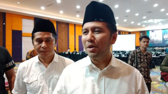 Emil Dardak Bangga Bertemu Generasi Muda NU dalam Konsolidasi Brigade Bunda untuk Khofifah-Emil