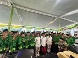 Emil Dardak Sampaikan Komitmen Di Hadapan Ratusan Guru dari Pergunu