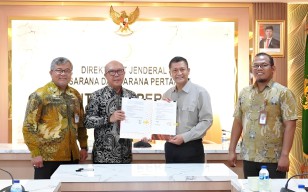 Wujudkan Swasembada Pangan Nasional, Bank Jatim dan Kementan Sinergi Lewat Kredit Usaha Alsintan