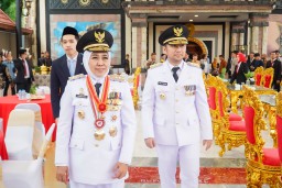 Khofifah dan Emil Segera Jalani Sertijab, Pamekasan Bersiap Lantik Bupati Baru