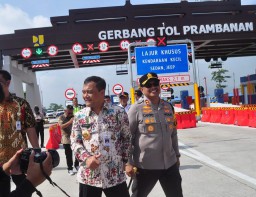Tol Klaten-Prambanan Digratiskan Saat Mudik, Gubernur Jateng Pastikan Kesiapan Jalur