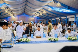 Presiden Prabowo Berbuka Puasa Bersama Kabinet Merah Putih, Pererat Kebersamaan dan Integritas