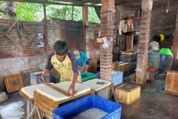 Produsen Tahu di Sidoarjo Kembali Berproduksi