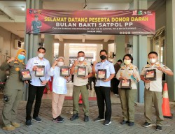 Satpol PP Kota Surabaya Gelar Bakti Sosial Donor Darah