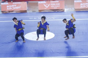 TIim Muaythai Jatim Borong 3 Emas dan 1 Perak pada Nomor Seni di PON 2024