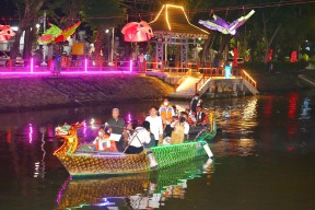 Pemkot Surabaya Padukan Sungai Kalimas dengan Potensi Disekitarnya