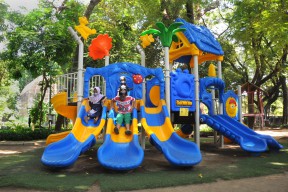 Pemkot Surabaya Tingkatkan Taman Ramah Anak untuk Wujudkan Kota Layak Anak