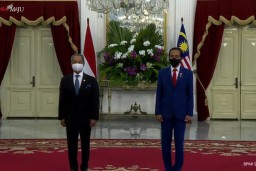 Jokowi Jamu PM Malaysia dengan Masakan Rendang