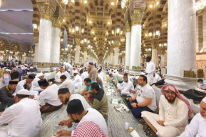 Suhu Madinah Sangat Panas, PPIH Imbau Jemaah Tidak Paksakan Arbain