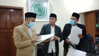 Fatwa MUI Jatim: Paylater dengan Sistem Bunga Hukumnya Haram!