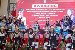 Pemkot Surabaya Dorong Kesadaran Lingkungan Melalui Penghargaan Eco School dan Lomba Kreatif