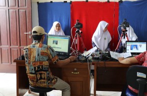 Jelang Pemilu 2024, Pemkot Surabaya Jemput Bola Rekam KTP-el Keliling Sekolah hingga Lapas