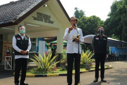 Jokowi: Vaksin yang Diberikan ke Masyarakat Wajib Masuk List WHO