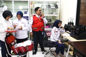 Percepat Gerak Relawan beri Pertolongan, Wali Kota Eri Resmikan Gedung Baru PMI yang Terkoneksi Langsung dengan Layanan 112