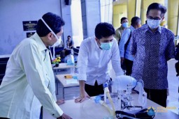 ITS Bikin Robot untuk Tangani Covid-19