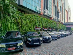 Dukung Energi Ramah Lingkungan, Pemkot Surabaya Segera Lelang Kendaraan BBM untuk Beli Motor Listrik