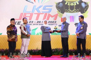 Gubernur Khofifah Minta SMK Kuatkan Pendidikan Vokasi Berdaya Saing, Kompeten Dan Produktif