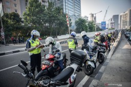 Tenang! SIM Mati Tidak akan Ditilang