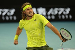Stefanos Tsitsipas Kalahkan Petenis Swedia di Australia Open 2021