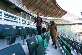 Tanamkan Sportivitas, Wali Kota Eri Cahyadi Ajak Pelajar SD-SMA Surabaya Nobar Piala Dunia U-17
