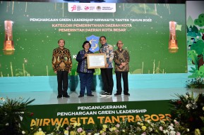 Delapan Kali Berturut Surabaya Terima Penghargaan Nirwasita Tantra
