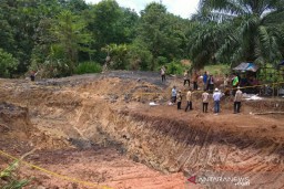 Polisi Tetapkan Tiga Tersangka dalam Kasus Tewasnya 11 Pekerja Tambang