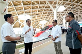 Musisi lintas generasi mengeluarkan album KOLAGEN