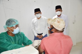 Gus Muhaimin: Masyarakat Harus Aktif Sukseskan Vaksinasi