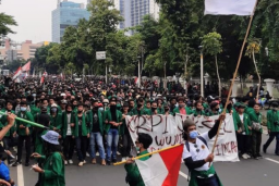 Jalan Salemba dan Karamat Raya Lumpuh, Ribuan Massa  Long March